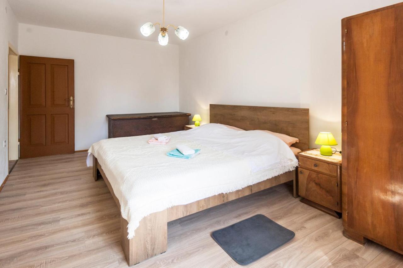 House Krizanic In Marcana, Istria, With 2 Apartments, Total 9 Guests Esterno foto